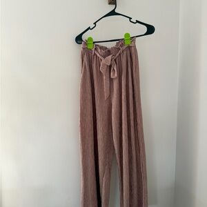 LuLaRoe XS Pleated Wide-Leg Pants – Mauve Crinkle Knit with Waist Tie